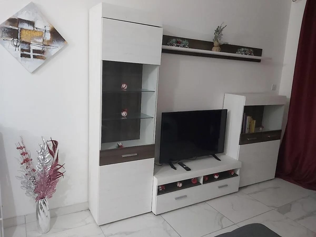 Marsaxlokk Sea Side 2 Bedroom Apartment Luqa